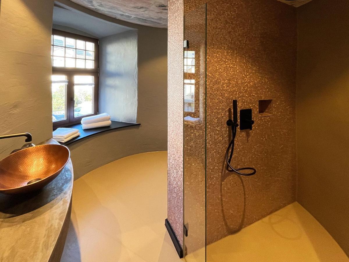 Boutiquehotel Burg Adenbach & Alter Weinbau Bad Neuenahr-Ahrweiler Luaran gambar