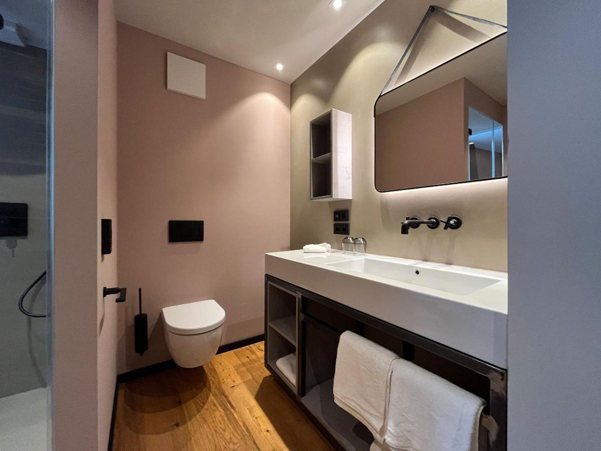 Boutiquehotel Burg Adenbach & Alter Weinbau Bad Neuenahr-Ahrweiler Luaran gambar