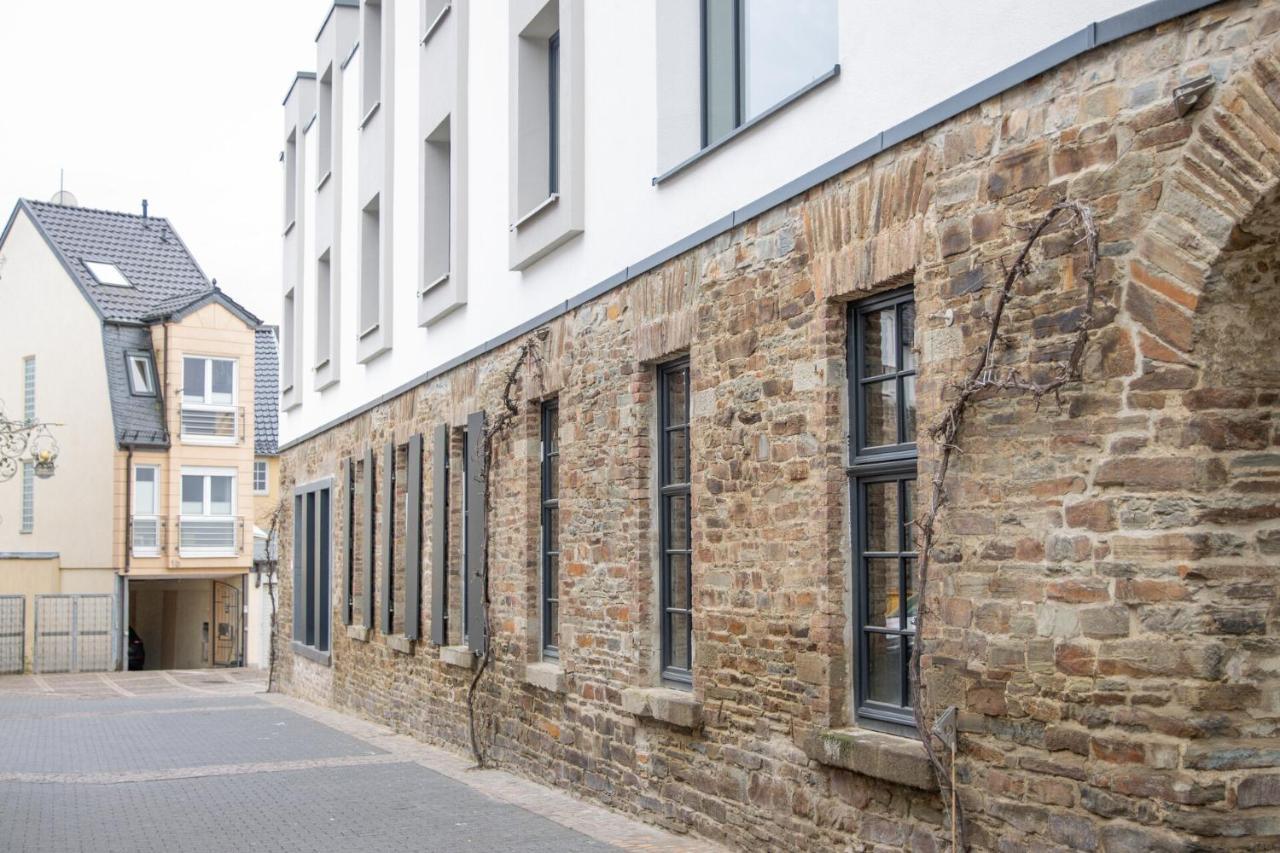 Boutiquehotel Burg Adenbach & Alter Weinbau Bad Neuenahr-Ahrweiler Luaran gambar