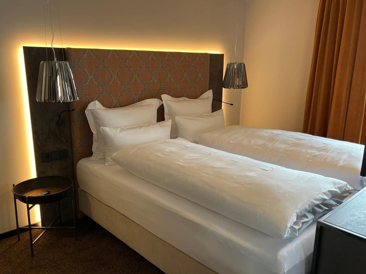 Boutiquehotel Burg Adenbach & Alter Weinbau Bad Neuenahr-Ahrweiler Luaran gambar