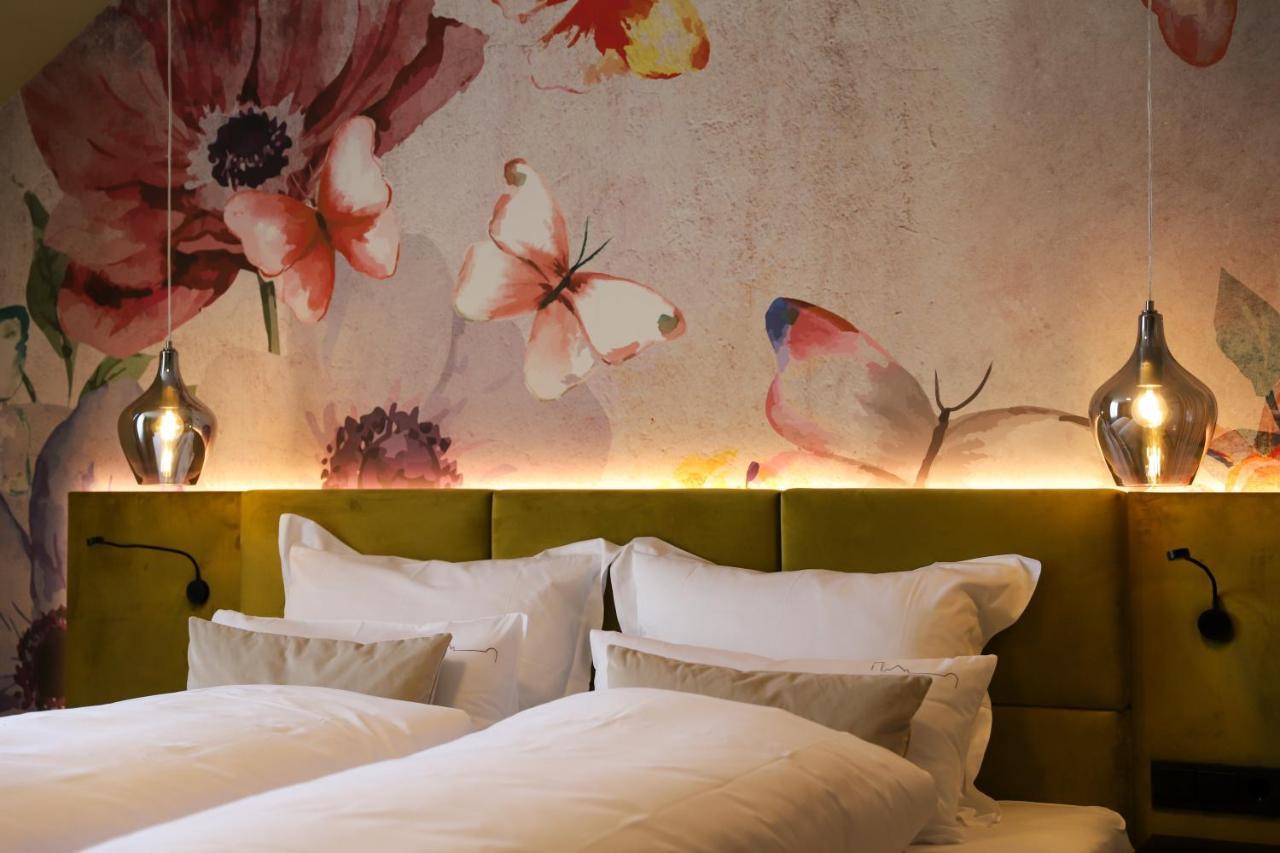 Boutiquehotel Burg Adenbach & Alter Weinbau Bad Neuenahr-Ahrweiler Luaran gambar