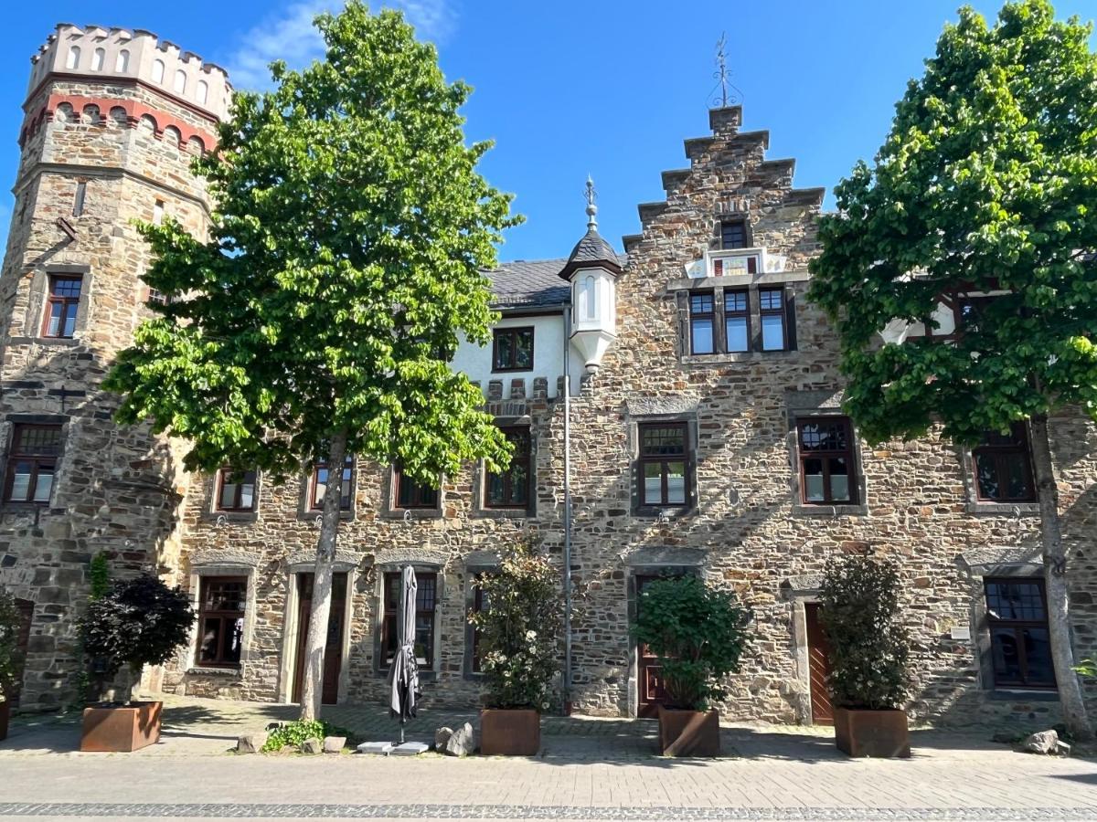 Boutiquehotel Burg Adenbach & Alter Weinbau Bad Neuenahr-Ahrweiler Luaran gambar